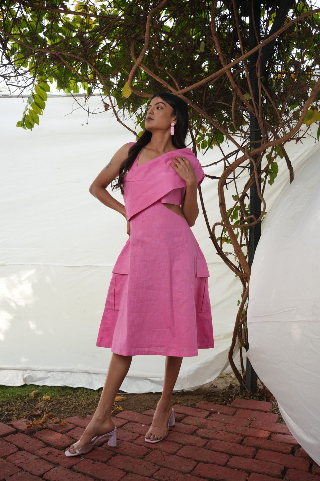 Pink Linen Asymmetrical Dress Description